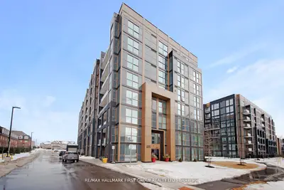 Condo Apartment in Oakville