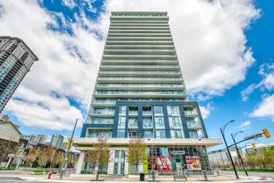 365 Prince Of Wales Drive 2003, Mississauga, On L5b 0g6