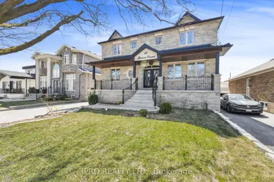 Detached in Toronto