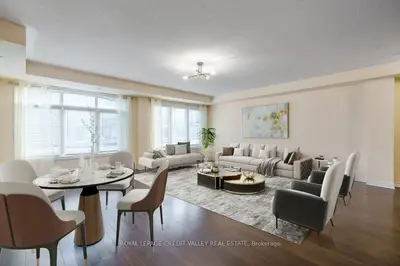 Condo Townhouse in Brampton
