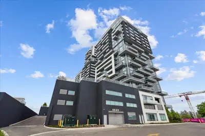 Condo Apartment in Burlington