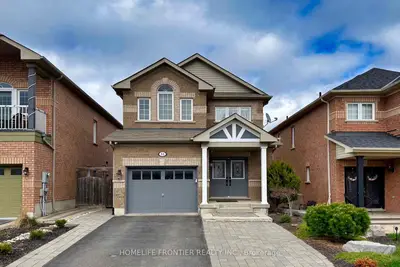 Detached in Halton Hills