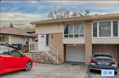 Semi-Detached in Mississauga