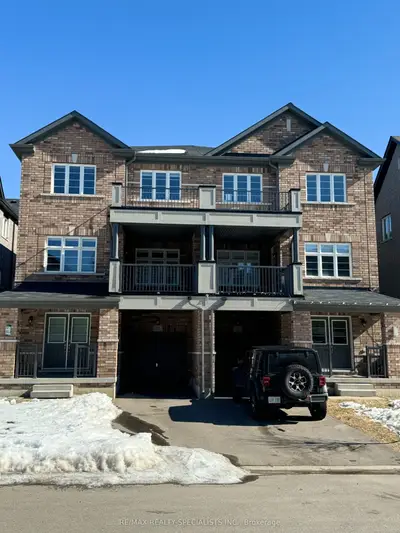 Semi-Detached in Caledon
