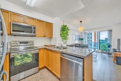Condo Apartment in Toronto