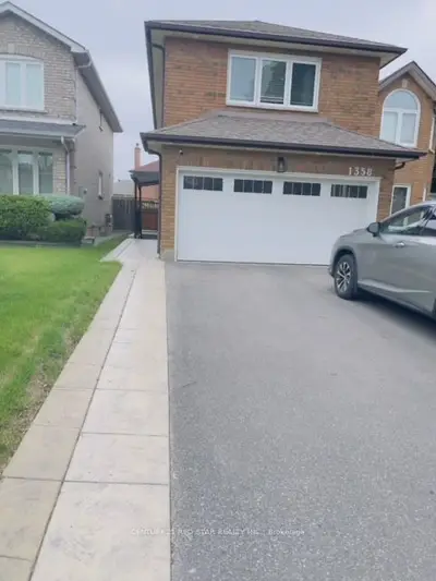 Detached in Mississauga