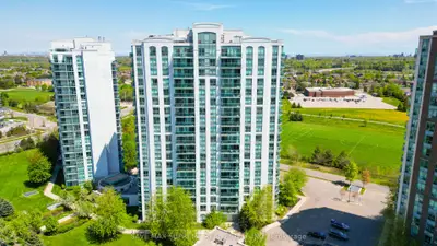 Condo Apartment in Mississauga