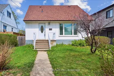 Detached in Toronto