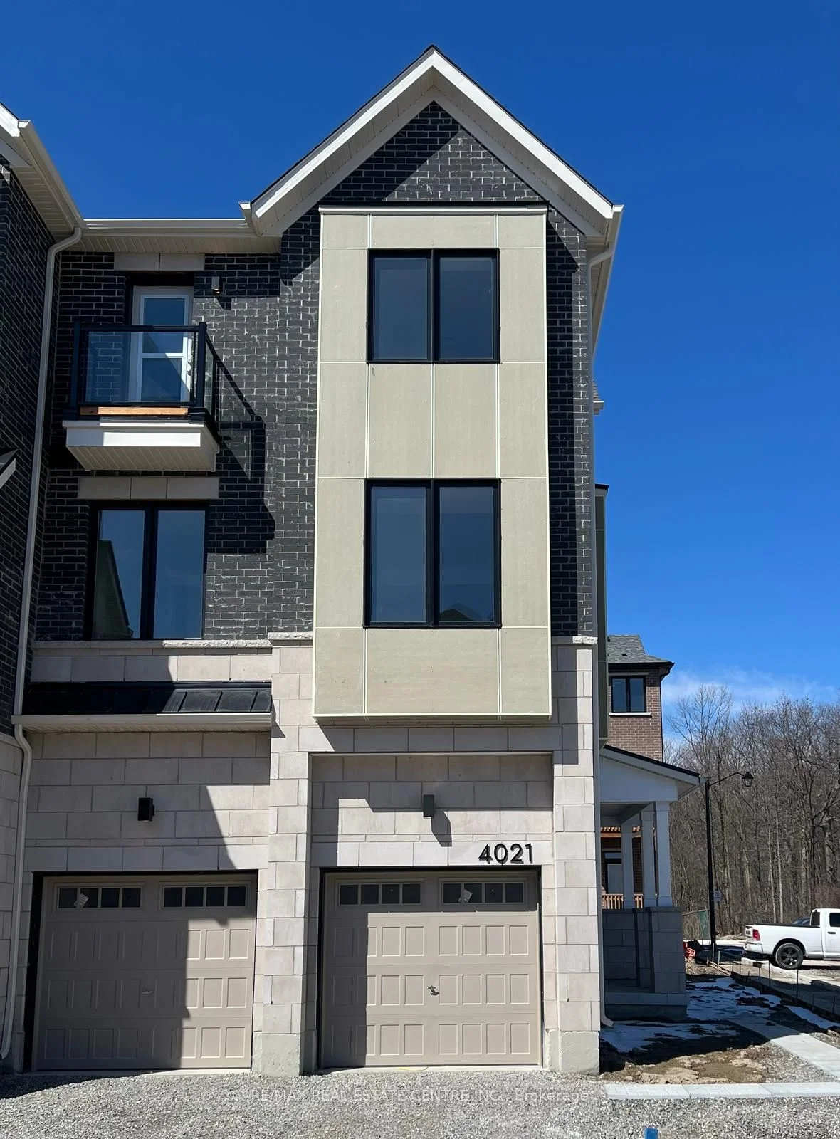 4021 Saida Street, Mississauga, On L5m 0r5