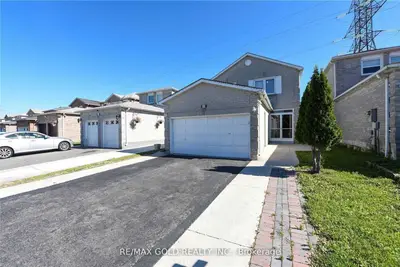 Detached in Brampton