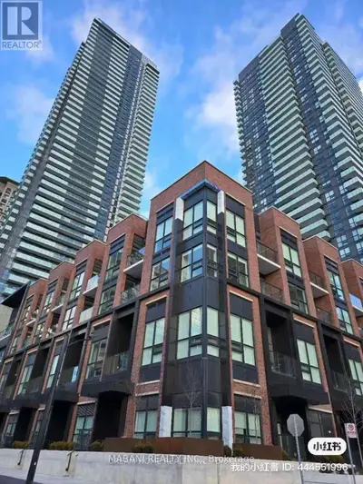 Condo Apartment in Mississauga