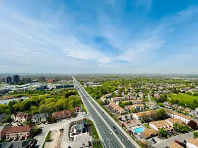 Condo Apartment in Brampton