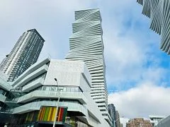 3900 Confederation Parkway 526, Mississauga, ON L5B 0M3