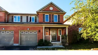 Semi-Detached in Milton