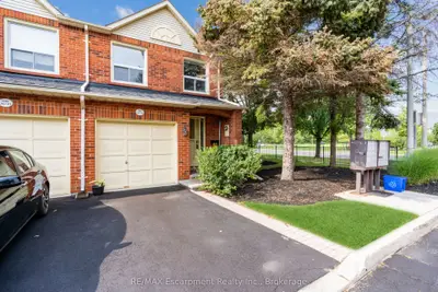 1580 Reeves Gate 32, Oakville, On L6m 3j3