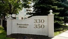 330 RATHBURN Road W 408, Mississauga, ON L5B 3Y1