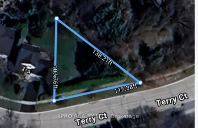 2 Terry Court, Halton Hills, On L7g 1p4