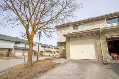 Condo Townhouse in Orangeville