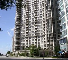 3880 Duke Of York Boulevard 718, Mississauga, ON L5B 4M7
