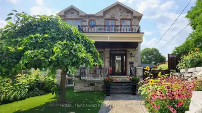 Detached in Toronto