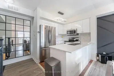 Condo Townhouse in Toronto