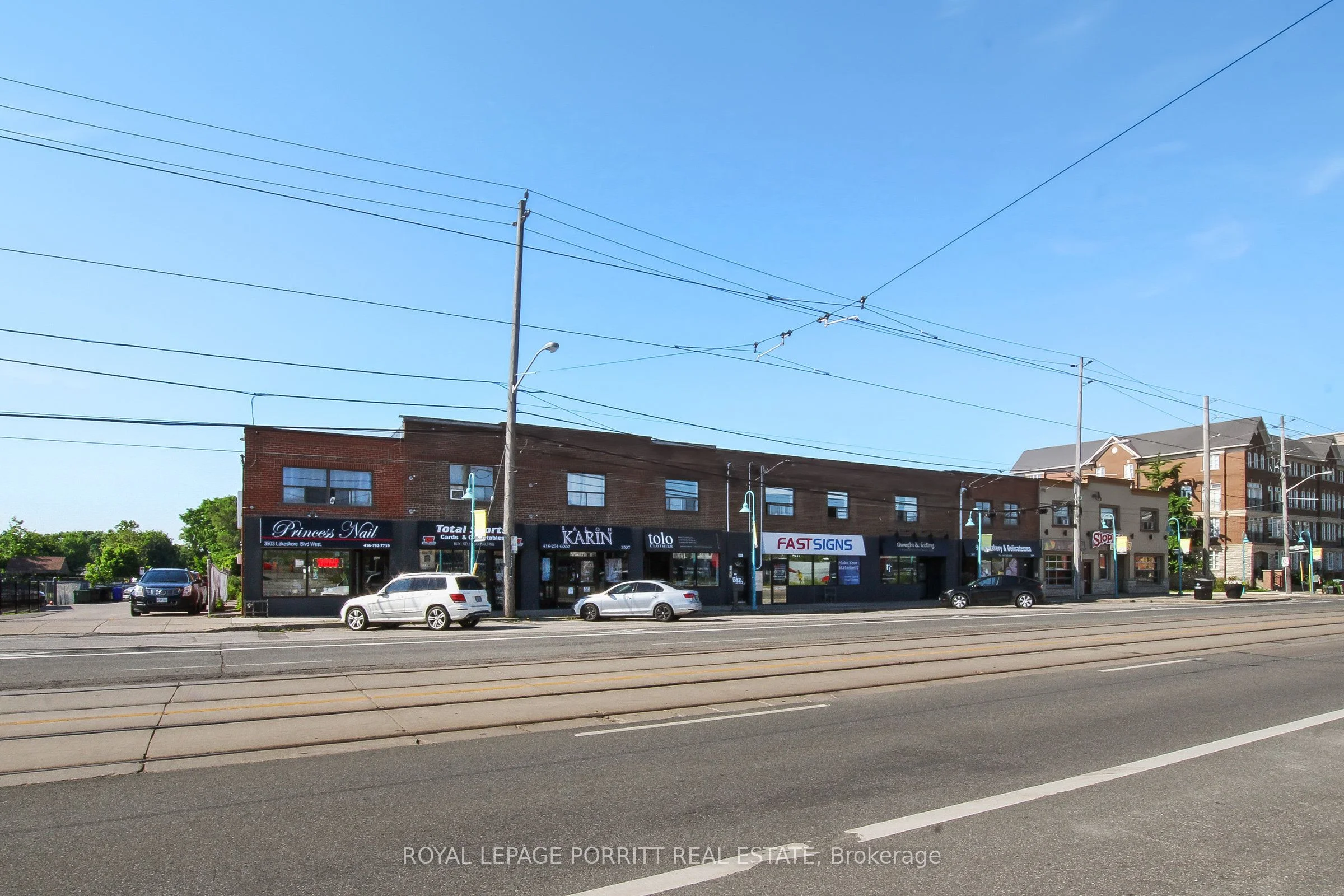 3503A Lake Shore Boulevard W 2, Toronto W06, ON M8W 1N5