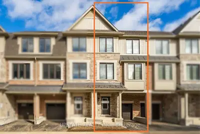 Att/Row/Townhouse in Brampton