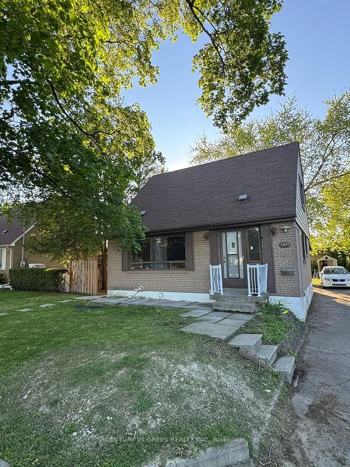 3277 Capricorn Crescent, Mississauga, On L4t 1s3