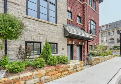 Condo Apartment in Mississauga