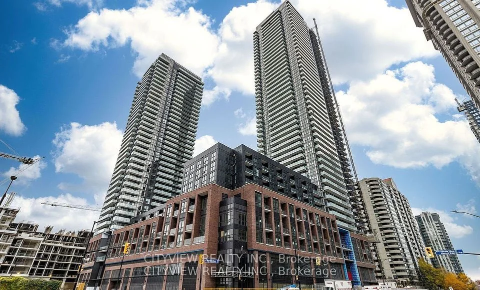 430 Square One Drive 4006, Mississauga, ON L5B 0L6
