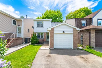 Detached in Brampton