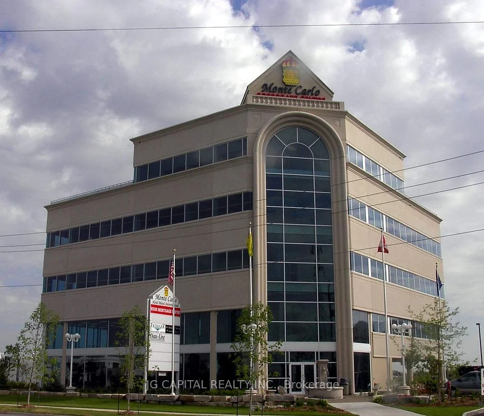 7045 Edwards Boulevard 403, Mississauga, ON L5S 1X2