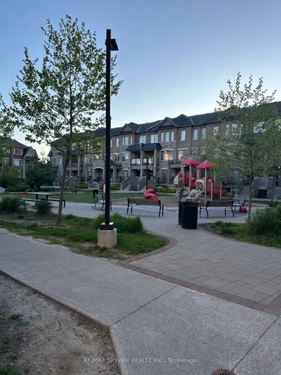 Condo Townhouse in Brampton