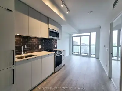 Condo Apartment in Toronto