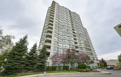 Condo Apartment in Mississauga