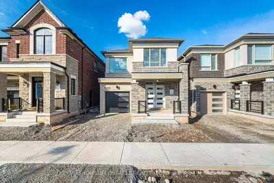Detached in Milton