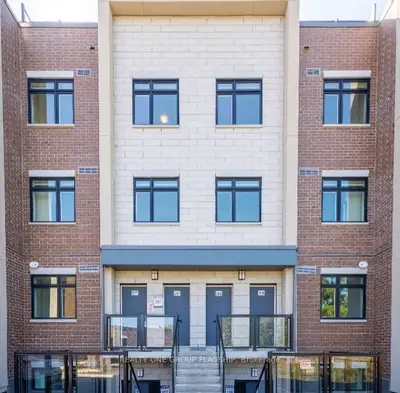 Condo Townhouse in Mississauga