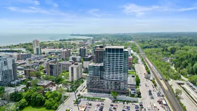 28 Ann Street 406, Mississauga, On L5g 3g1