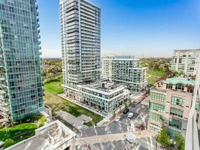Condo Apartment in Toronto