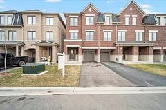 Att/Row/Townhouse in Brampton