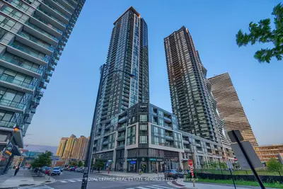 510 Curran Place 3303, Mississauga, On L5b 0j8
