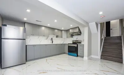 Semi-Detached in Mississauga