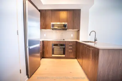 Condo Apartment in Oakville