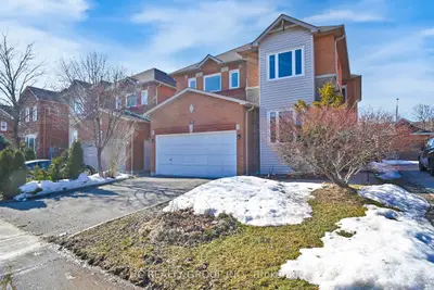 Detached in Mississauga