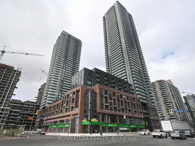 Condo Apartment in Mississauga