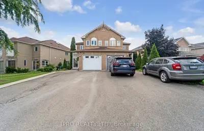Semi-Detached in Brampton