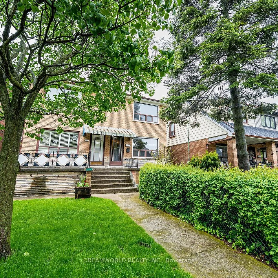 159 Hope Street, Toronto W03, ON M6E 1K4
