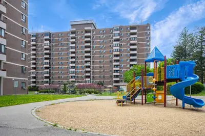 Condo Apartment in Mississauga