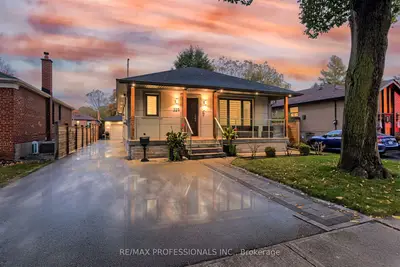 Detached in Toronto