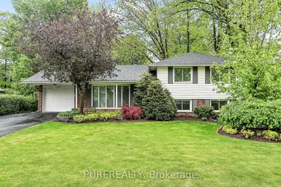 Detached in Burlington